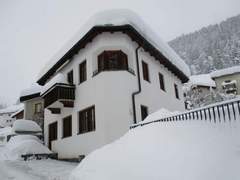 Ferienwohnung - Ferienwohnung Chasa Nogler, (Ramosch).