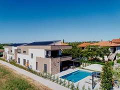 Ferienhaus - Ferienhaus COMPLEX 2 VILLAS PIERON-BAVIGO
