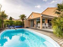 Ferienhaus - Ferienhaus Sophora 8 personnes avec piscine privée
