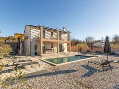 Ferienhaus - Ferienhaus Villa Lumine Divina