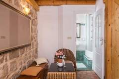 Ferienwohnung - Apartment Le Galion- Two Bedroom Apartment with Partial Sea View - Ferienunterkunft in Dubrovnik (4 Personen)