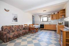 Ferienwohnung - Apartments Vidak - One Bedroom Apartment with Terrace and Pool View - (A3) - Ferienunterkunft in Molunat (4 Personen)