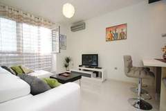 Ferienwohnung - Apartment Antea - One Bedroom Apartment - Ferienunterkunft in Split (4 Personen)