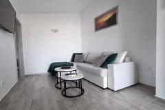 Ferienwohnung - Apartments Sunset - Two bedroom Apartment with Terrace and Sea View (Gornji) - Ferienunterkunft in Porec (4 Personen)