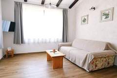Ferienhaus - Charming Holiday Home with Terrace and Garden - One Bedroom Holiday Home - Ferienunterkunft in Moscenicka Draga (4 Personen)