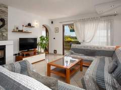 Ferienwohnung - Ferienwohnung Funtana Apartments AP 5, nur 500 Meter zum Zentrum