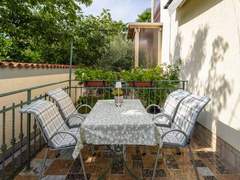Ferienwohnung - Ferienwohnung Funtana Apartments AP 3, nur 500 Meter vom Zentrum