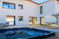 Ferienwohnung - 11 Naval 47 - Ferienunterkunft in Valras-Plage (10 Personen)