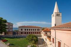 Ferienhaus - Ferienunterkunft in Porec (4 Personen)