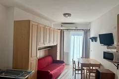 Ferienwohnung - Residence Stella Maris-Bilo-B4 - Ferienunterkunft in Pietra Ligure (4 Personen)
