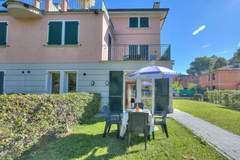 Ferienwohnung - RESIDENCE PORTO LETIZIA - VILLAS-BILOCALE 4 PAX VISTA LAGO PLUS 8215 - V1LP4 - Ferienunterkunft in Porlezza (4 Personen)