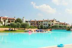 Ferienwohnung - Garda Resort T4 1P Sup - Ferienunterkunft in Peschiera del Garda (4 Personen)