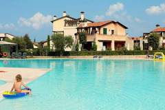 Ferienwohnung - Garda Resort T6 PT Sup - Ferienunterkunft in Peschiera del Garda (6 Personen)