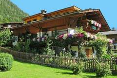 Ferienhaus - Ferienunterkunft in Neustift (9 Personen)