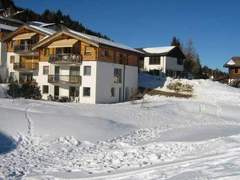 Ferienwohnung - Ferienwohnung Cresta Sartons Brenn 2.5 Zimmer - 5 Bettwohnung