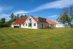 Ferienhaus - Ferienunterkunft in Løkken (14 Personen)
