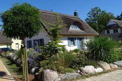 Ferienhaus - Ferienunterkunft in Glowe (6 Personen)