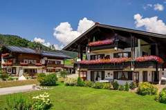 Ferienhaus - Ferienunterkunft in Reit im Winkl (5 Personen)