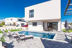 Ferienwohnung - Ferienunterkunft in Vodice (6 Personen)