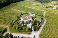Ferienwohnung - Anna Farmhouse Apartment in Wine Resort in Lucca - Ferienunterkunft in Monte San Quirico (2 Personen)
