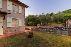 Ferienhaus, Exklusive Unterkunft - Villa Dondolino - Ferienunterkunft in Lucca (8 Personen)