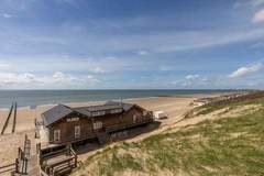 Ferienhaus - Beach sleep house near Dishoek directly by the sea with panoramic view and terrace, number 342 - Ferienunterkunft in Koudekerke (4 Personen)
