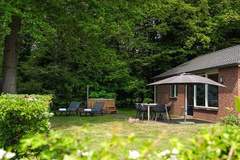 Ferienhaus - Custom children's bungalow 'Farm' with hot bubble tub | 8 people - Ferienunterkunft in Zuna (8 Personen)