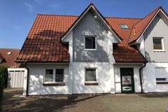Ferienhaus - Ferienunterkunft in Zingst (4 Personen)