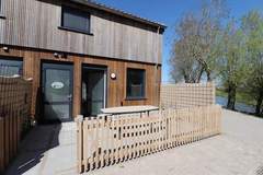 Ferienhaus - Moderne hoekvilla middenin Friesland - Ferienunterkunft in Leons (8 Personen)