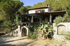 Ferienhaus - Ferienunterkunft in Capoliveri (2 Personen)