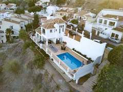 Ferienhaus, Exklusive Unterkunft - Ferienhaus, Villa Romantica