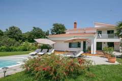 Ferienhaus - Ferienunterkunft in Labin (12 Personen)