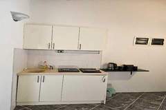 Ferienwohnung - Chic & Sleek Apartments in Kotor - One Bedroom Apartment with Balcony and Partial Sea View - Attic (5) - Ferienunterkunft in Kotor (2 Personen)