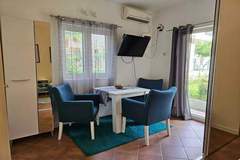 Ferienwohnung - Chic & Sleek Apartments in Kotor - Studio Apartment with Balcony 3 - Ferienunterkunft in Kotor (2 Personen)