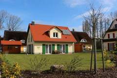 Ferienhaus - Ferienunterkunft in Glowe (6 Personen)