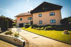 Ferienhaus - Ferienunterkunft in Tiefenbach (4 Personen)