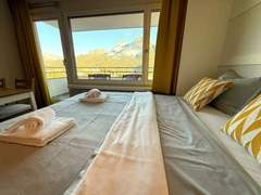 Ferienwohnung - Ferienwohnung Fortuna 8 by Arosa Holiday Appartement/Fewo, Dusche oder Bad, WC, 4-Bettwohnung