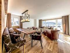 Ferienwohnung - Ferienwohnung Apartment Holiday Park 15 - Moderne 3.5-Zimmerwohnung mit Aussicht