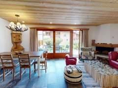 Ferienwohnung - Ferienwohnung Apartment Abretta EG - Ruhige Wohnung in Champfèr