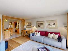 Ferienwohnung - Ferienwohnung Apartment Üerts - Hochwertige Wohnung mit Balkon und Aussicht in Champfèr