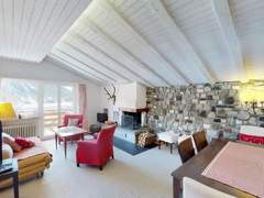 Ferienwohnung - Ferienwohnung Apartment Suot Larschs