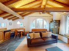 Ferienwohnung - Ferienwohnung Apartment Alvetern - Stilvolle Wohnung in Sils Maria