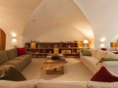 Ferienwohnung - Ferienwohnung Ches'Ota: Historisches Engadinerhaus mit Garten und moderner Note
