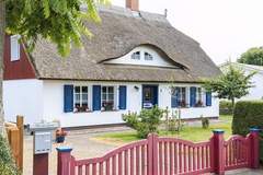 Ferienhaus - Ferienunterkunft in Born am Darß (4 Personen)