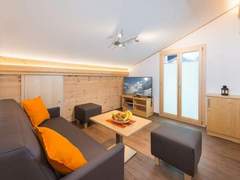 Ferienwohnung - Ferienwohnung Lunic, AZapartments.ch, B&B, (Grächen), 1057