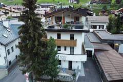 Ferienwohnung - Apartment Falch 1 - Ferienunterkunft in St. Anton am Arlberg (4 Personen)