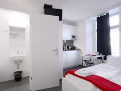 Ferienwohnung - Ferienwohnung LU Station II - HITrental Apartment