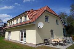 Ferienhaus - Ferienunterkunft in Kölpinsee (8 Personen)