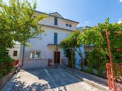 Ferienwohnung - Ferienwohnung Toni / HR-09459-01
