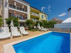 Ferienwohnung - Ferienwohnung ABERT SUSI / HR-05640-01